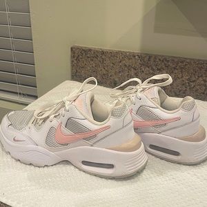 pink/white nike air max fusion sneakers